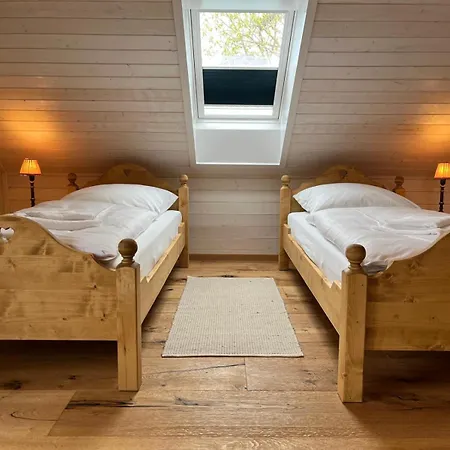 Alte Provinz Ruhige Zentrale Lage Kromlau