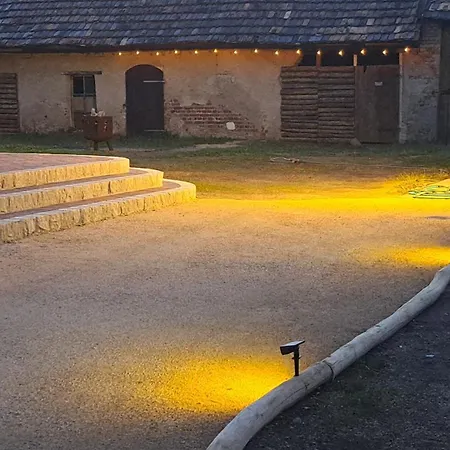 Alte Provinz Ruhige Zentrale Lage * Kromlau